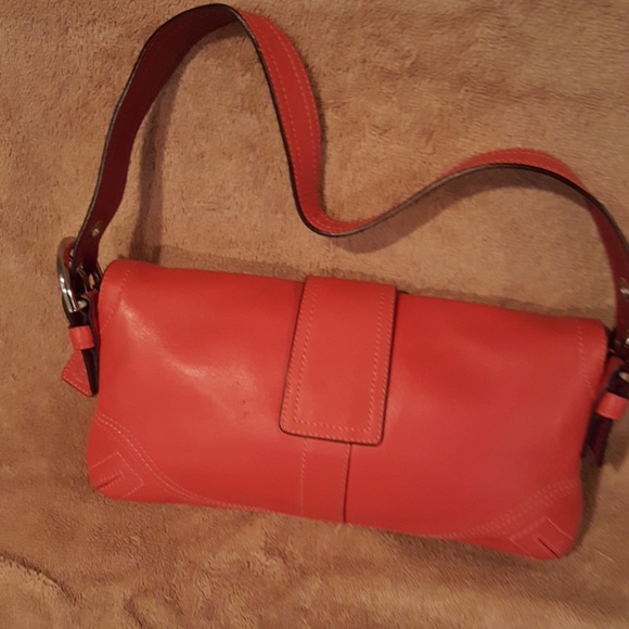 Handbag - Picture 2 of 2